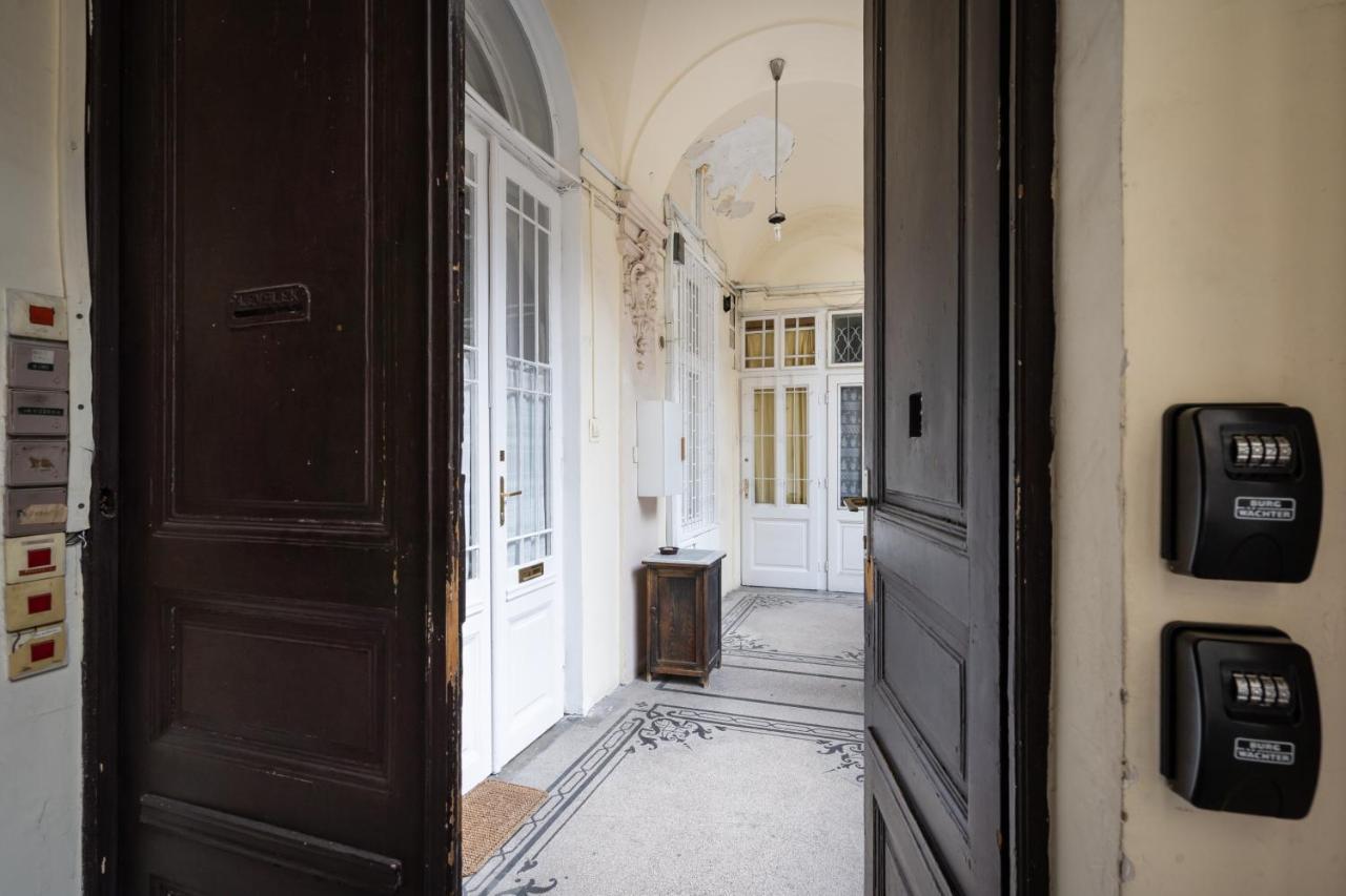 Retro Rebel Mode Apartment ブダペスト エクステリア 写真